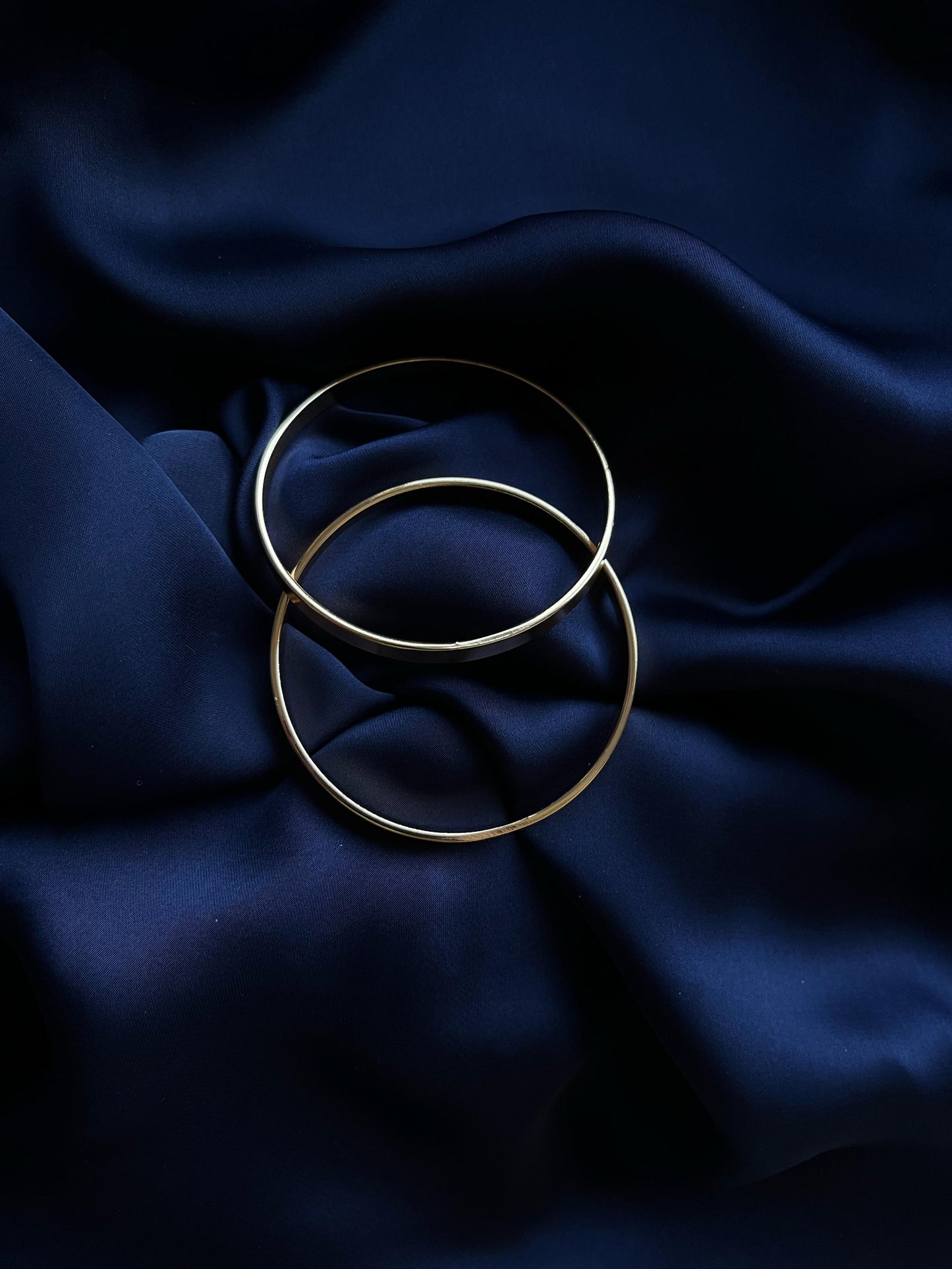 Light Golden Fashion Bangles – Set of 2