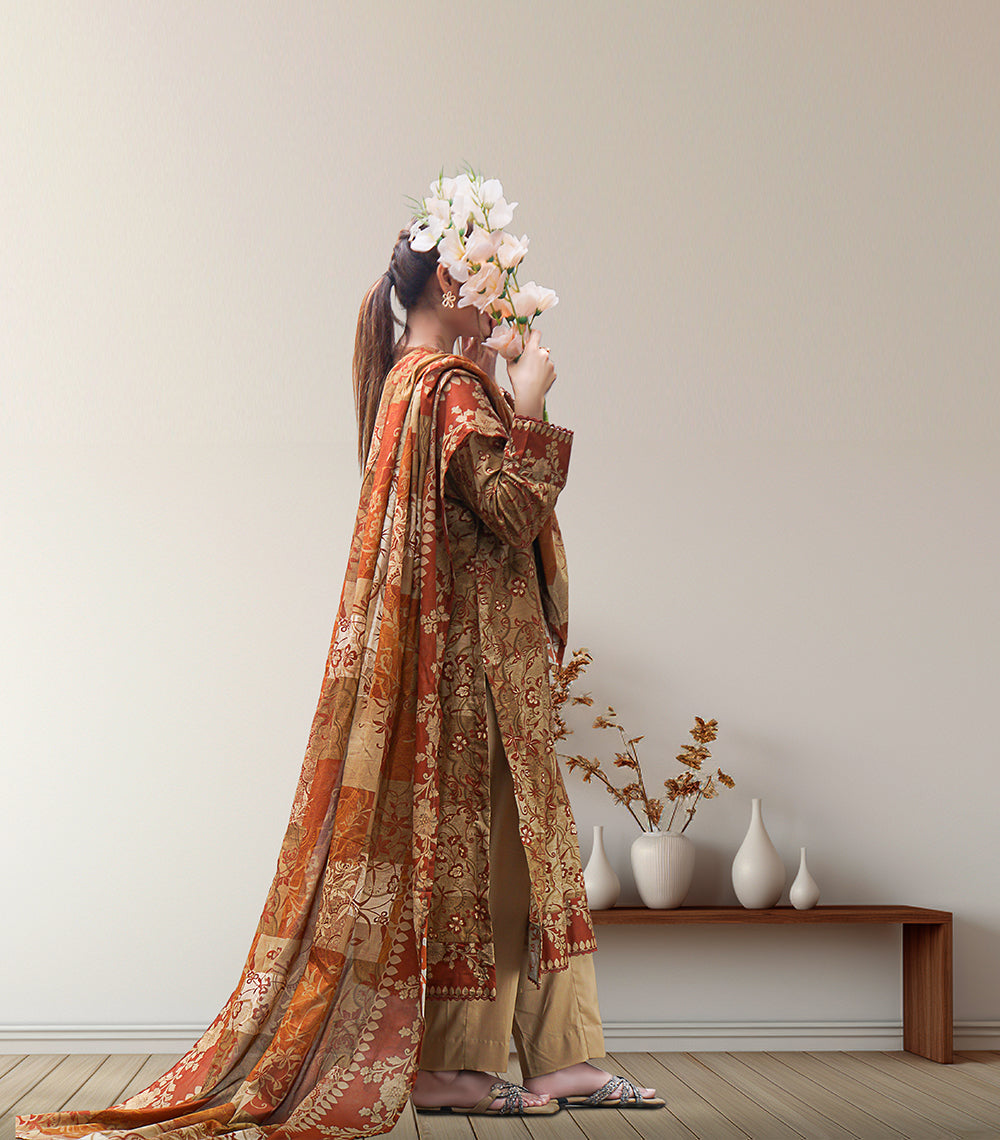 Aamira –  Bloom Essence Collection