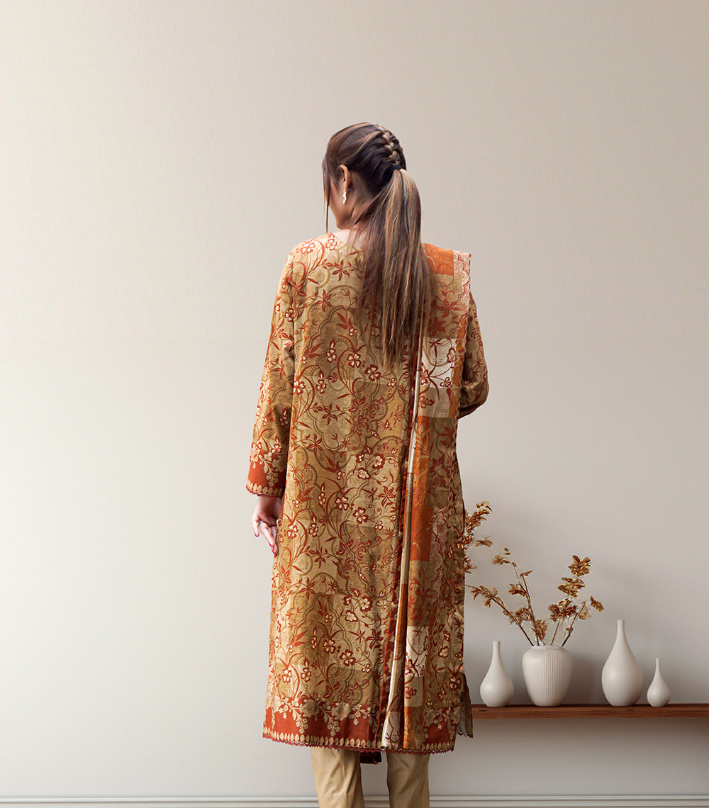 Aamira –  Bloom Essence Collection
