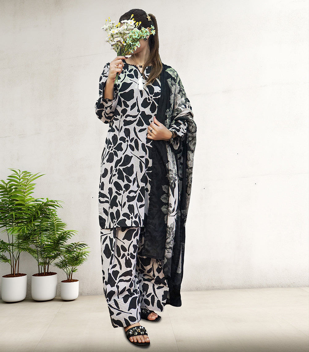 Amira – Monochrome Elegance Collection