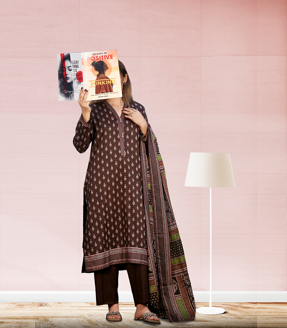Noor – Monochrome Charm Collection
