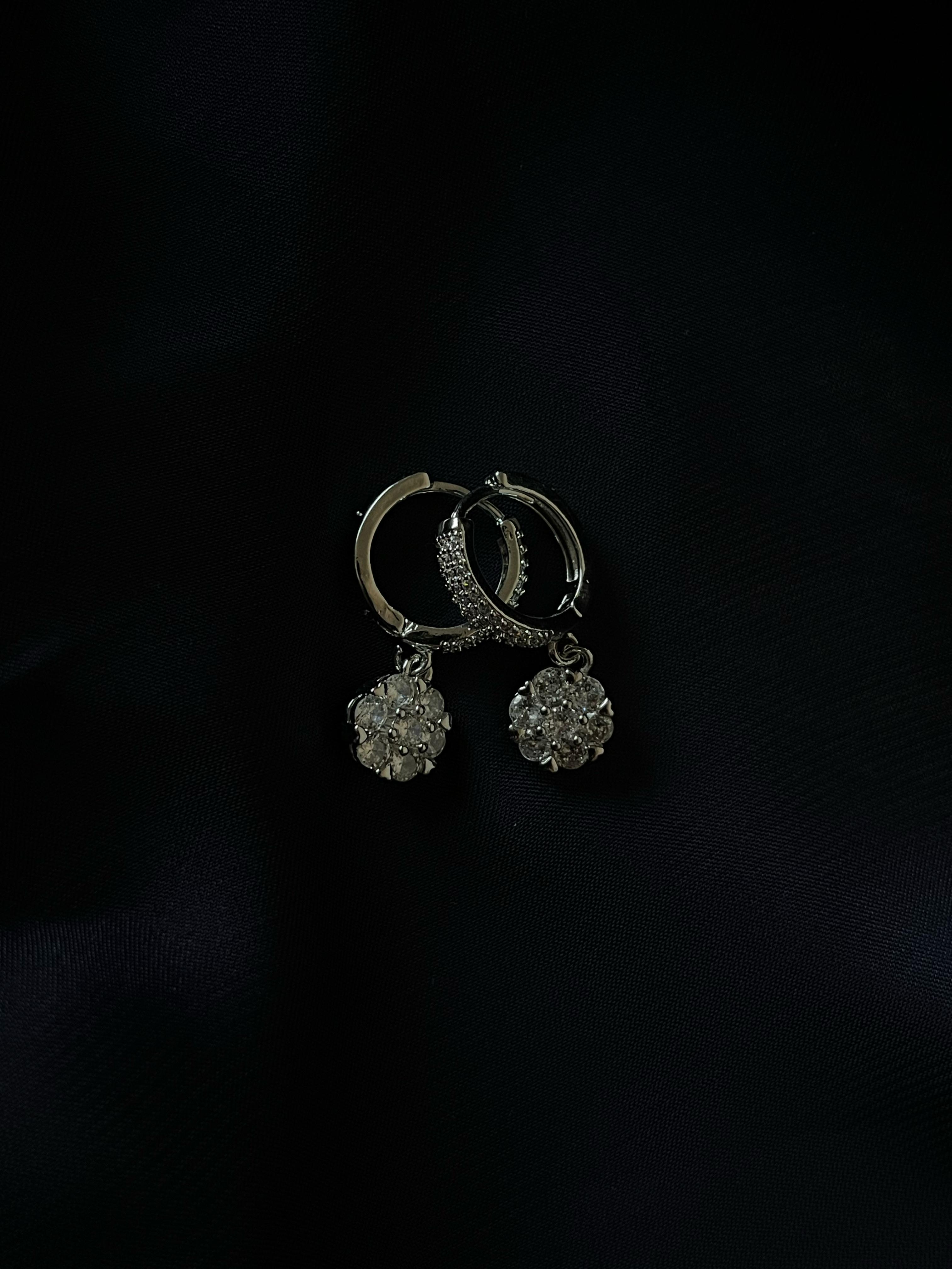 Silver Stone Jewellery Set