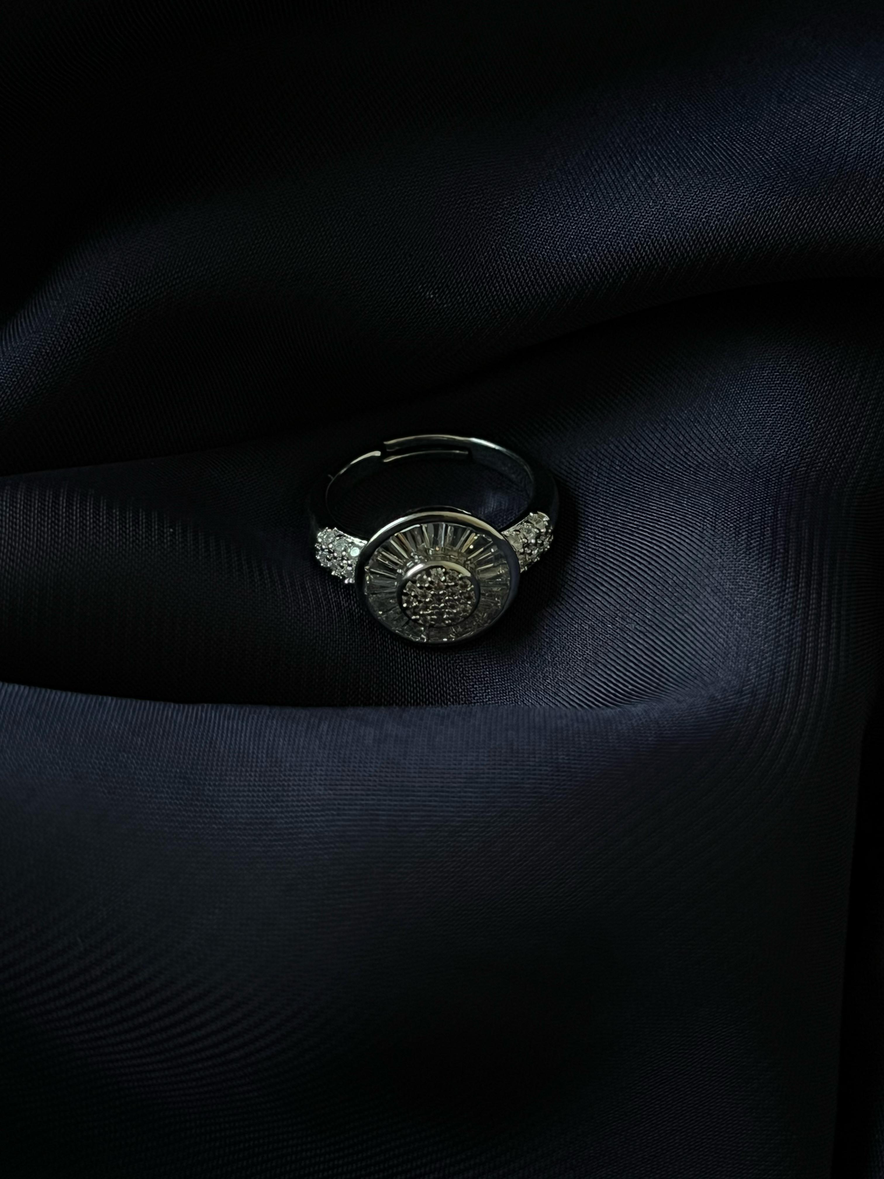 Silver Stone Luxurious Set