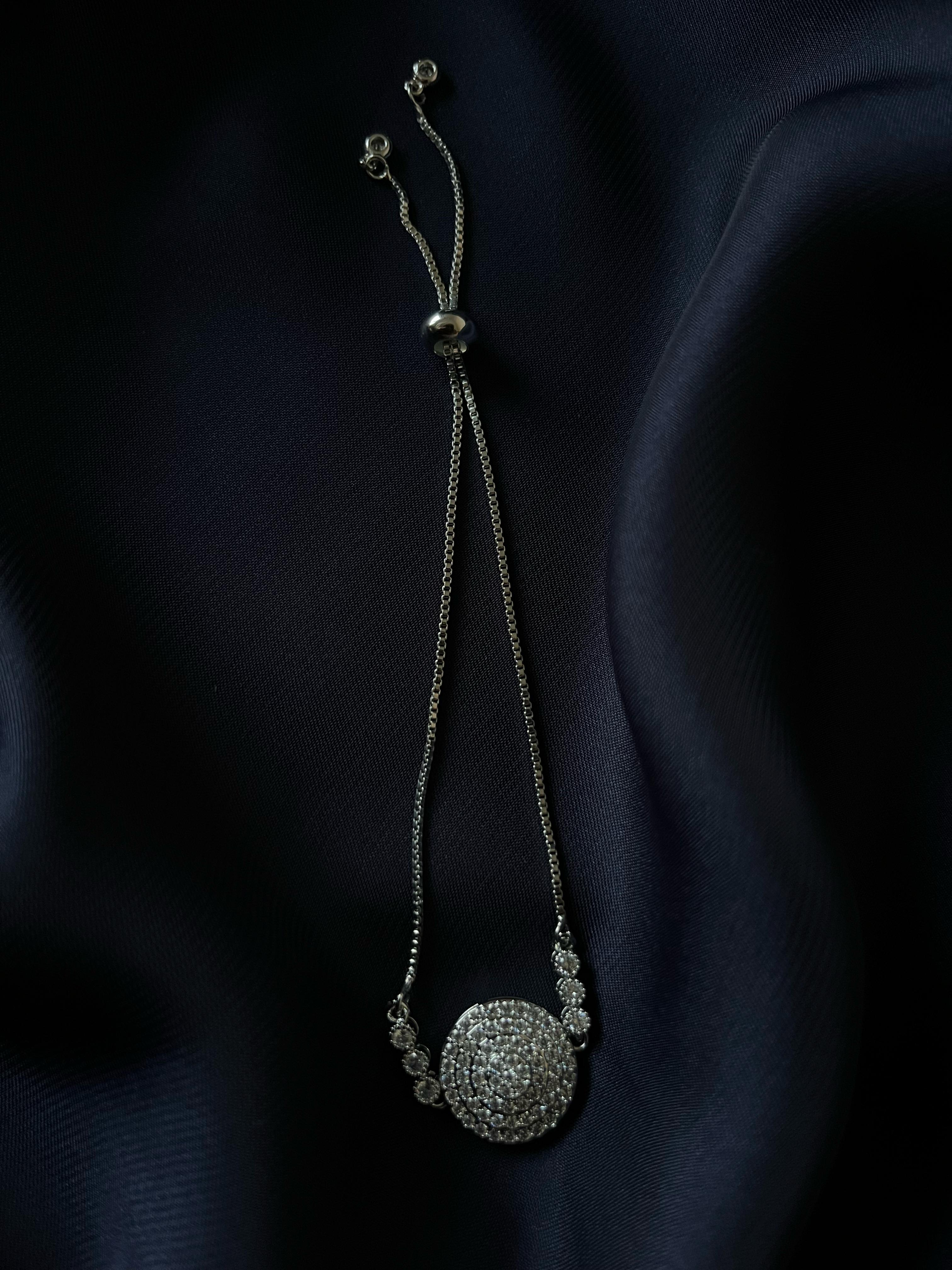 Silver Stone Luxurious Set