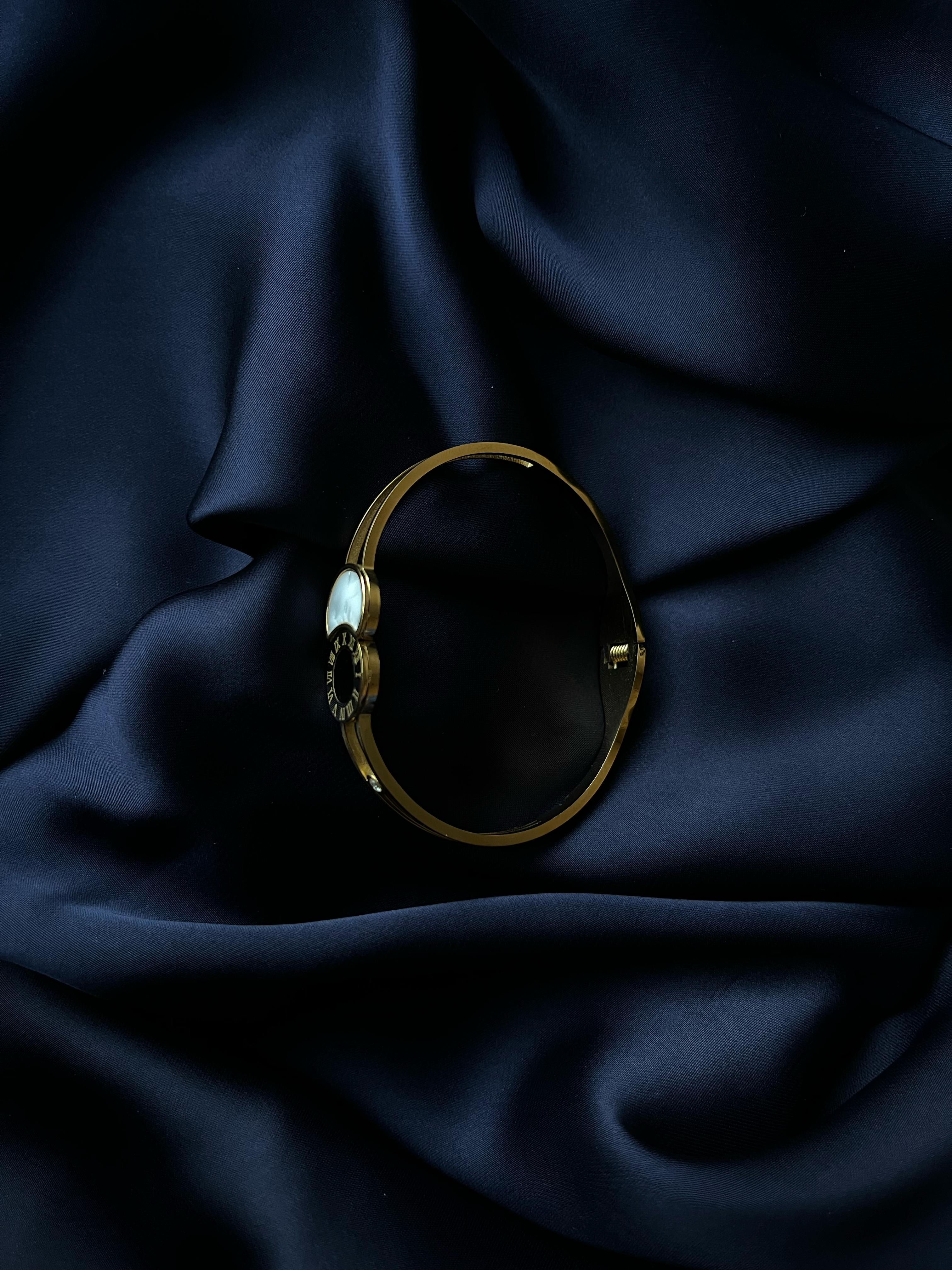 Golden Bracelet with White & Black Resin Pearls