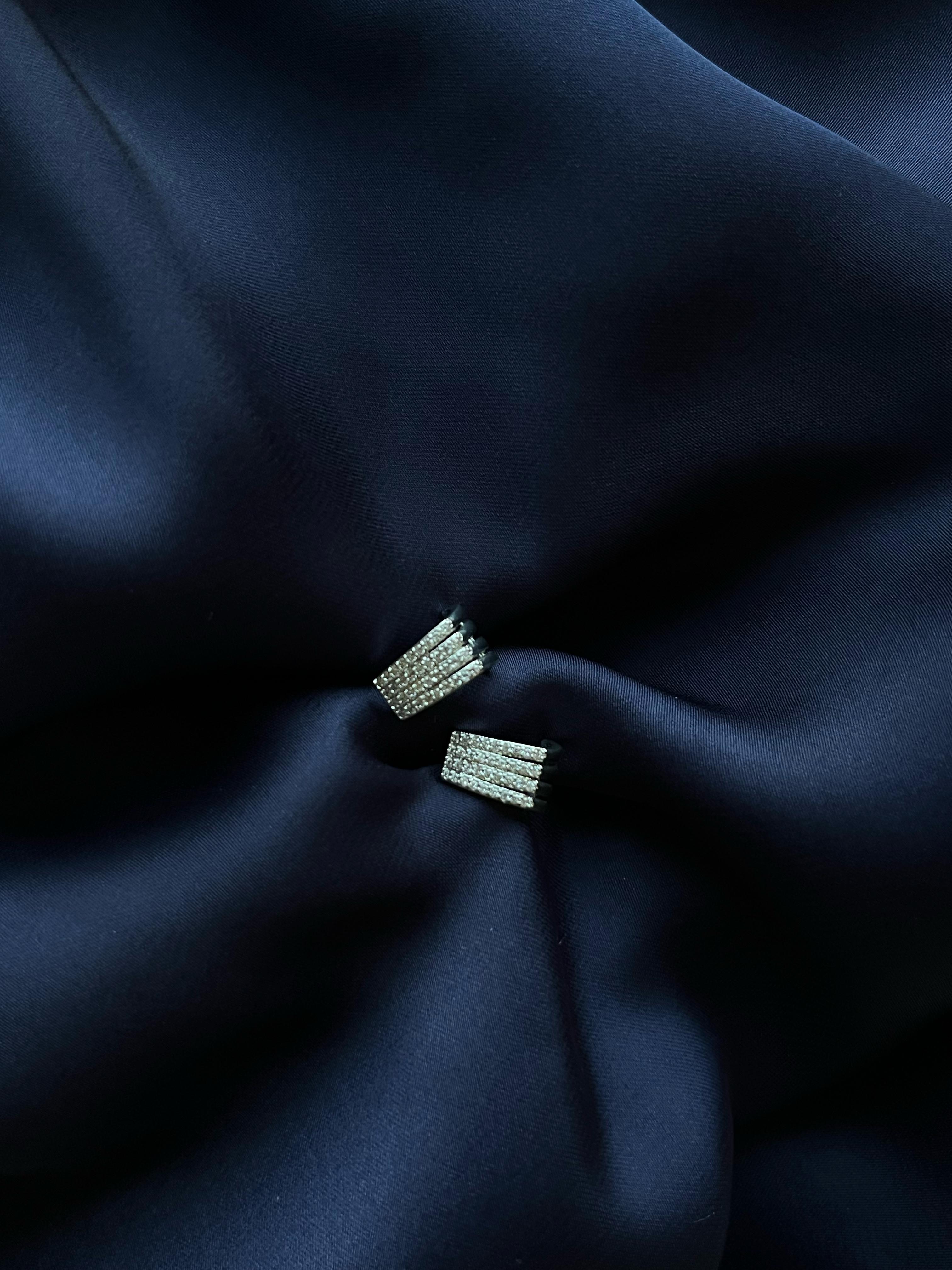 Silver Sparkling Stone Ear Studs