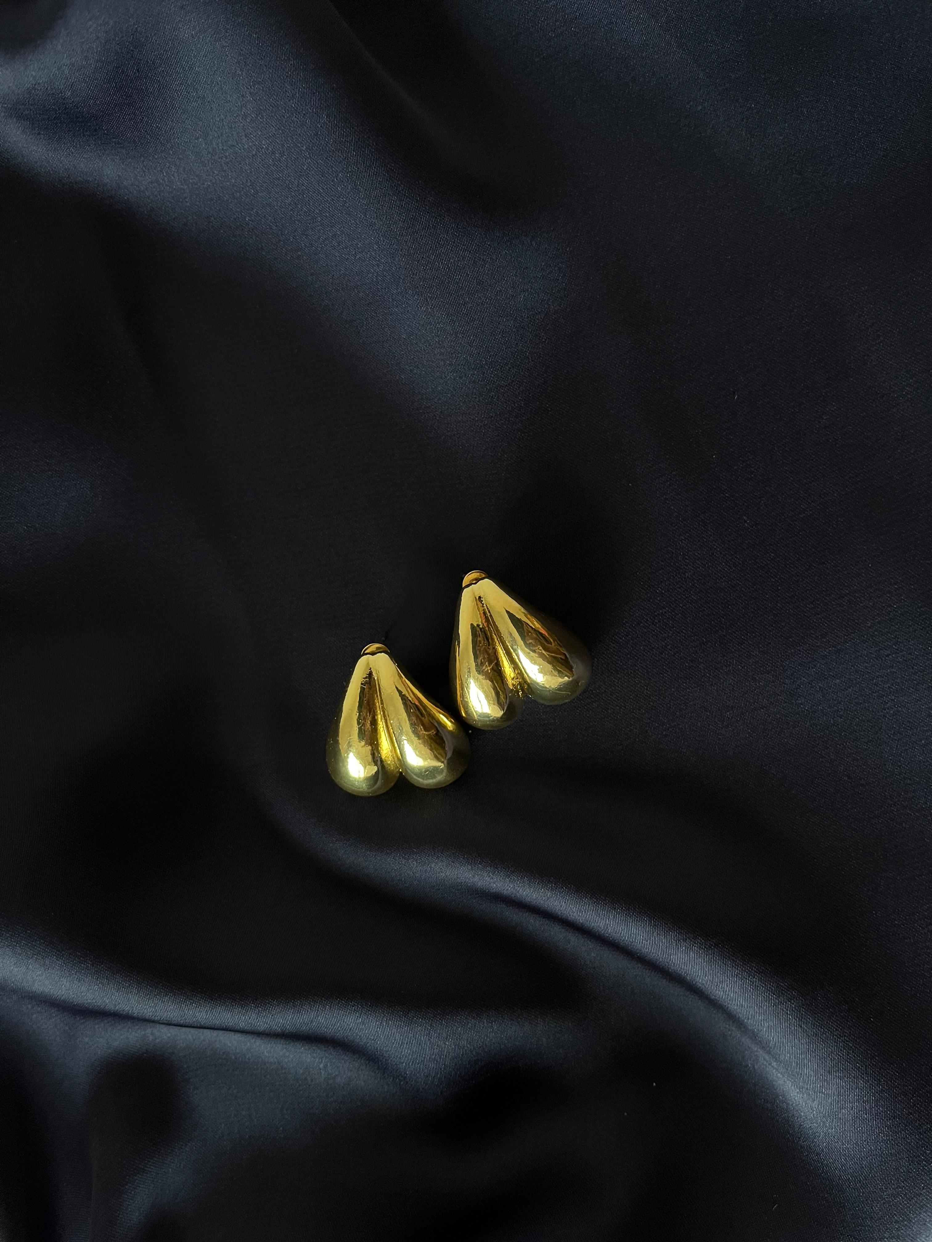 Golden Fashion Studs