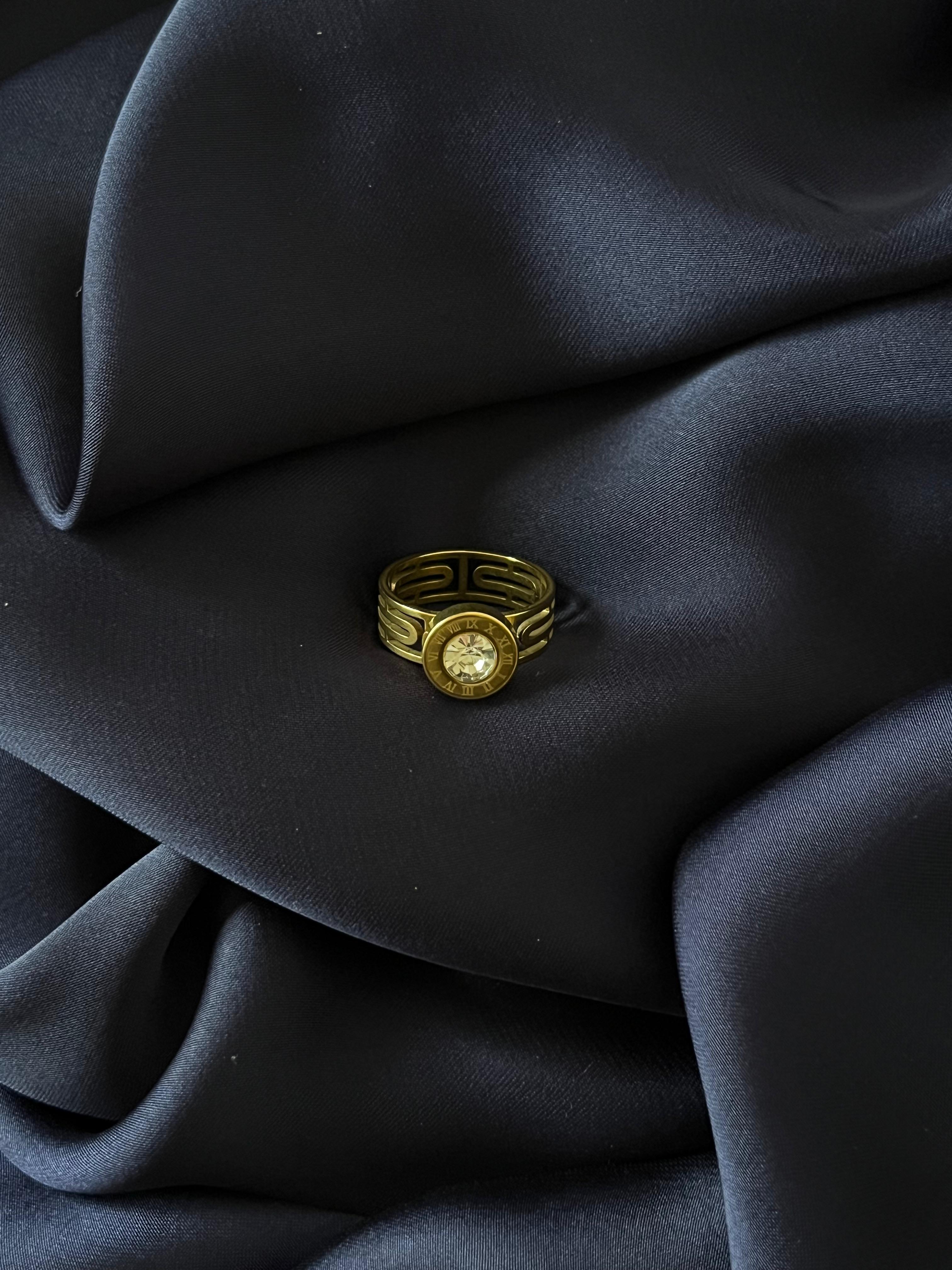 Versace Single Stone Ring